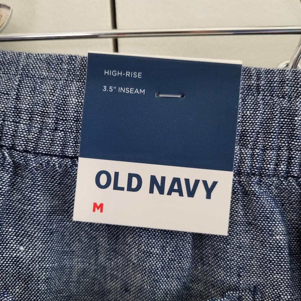 Shorts NWT - Picture 3 of 3